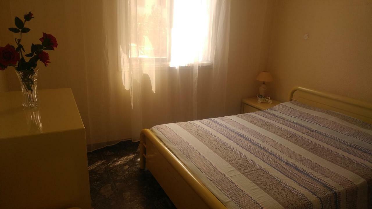 Sandy Beach Apartment 3 Вороклини Екстериор снимка